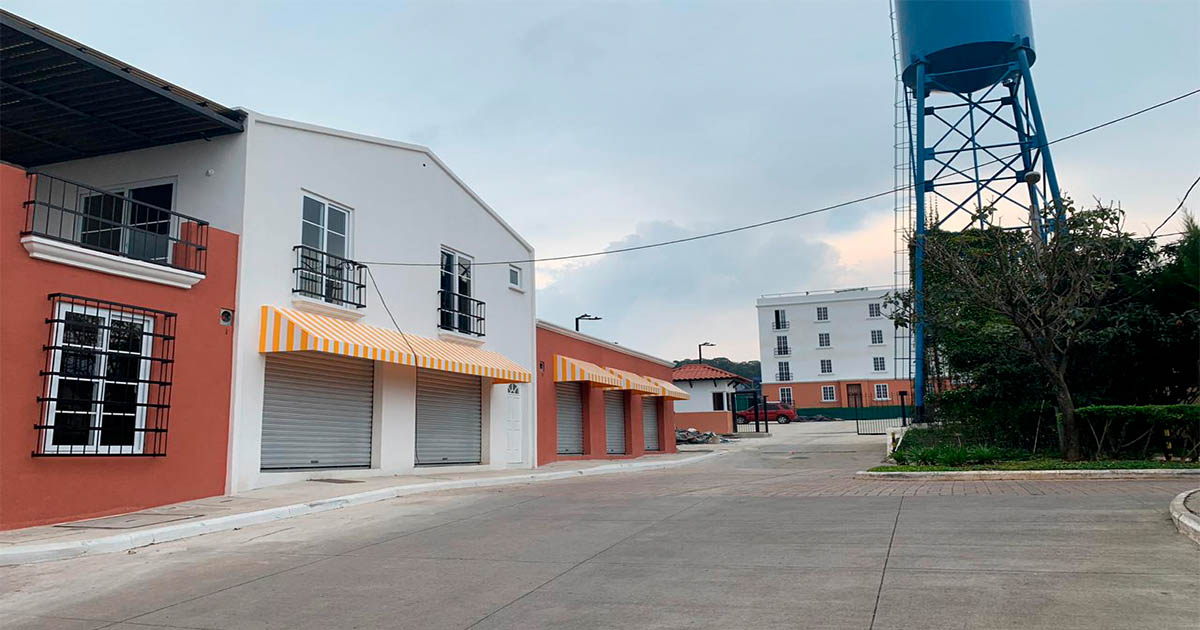 Venta de Casa o Casas, Terrenos, Propiedades, Apartamentos, Inmuebles en Guatemala, zona 11, zona 7, zona 2, zona 18, zona 16, Mixco, Carretera Al Salvador, Fraijanes, Santa Catarina Pinula, Antigua Guatemala, Villa Nueva, Villa Canales, San Miguel Petapa - Venta o Alquiler de Casas En Guatemala